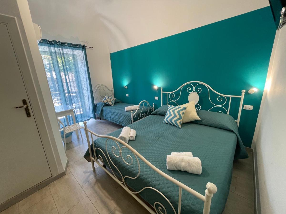 Casa Vittoria Hotel ปาแลร์โม ภายนอก รูปภาพ