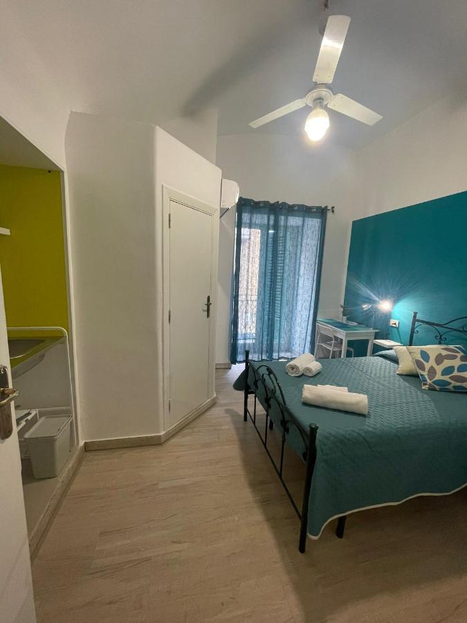 Casa Vittoria Hotel ปาแลร์โม ภายนอก รูปภาพ