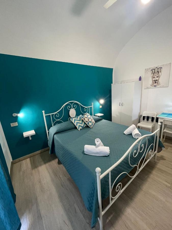 Casa Vittoria Hotel ปาแลร์โม ภายนอก รูปภาพ