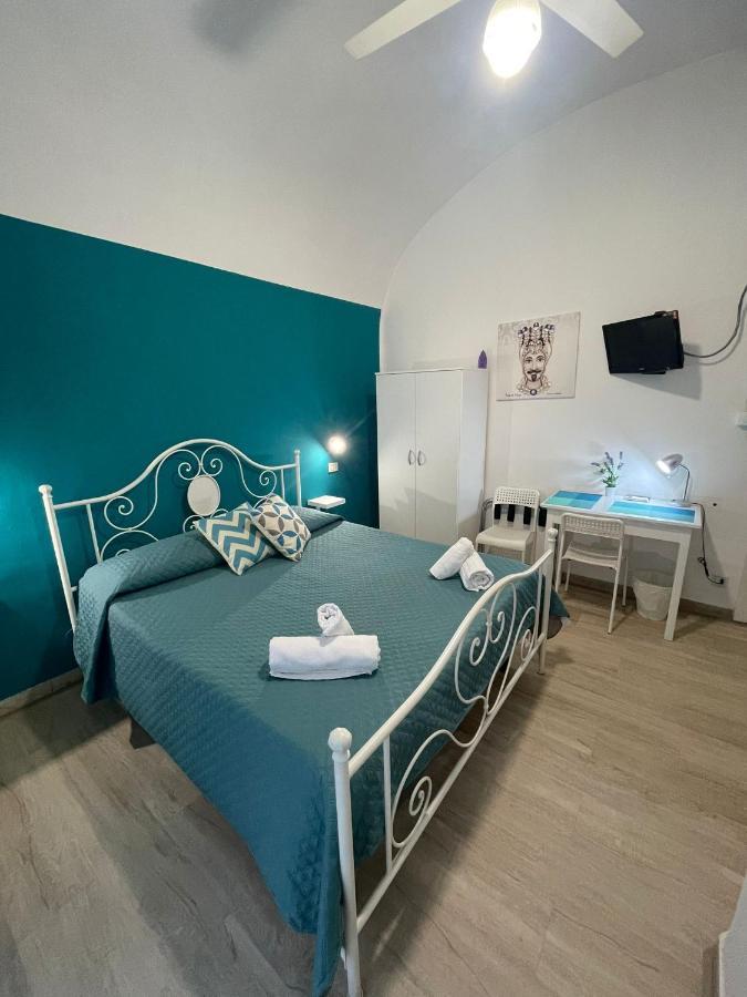 Casa Vittoria Hotel ปาแลร์โม ภายนอก รูปภาพ