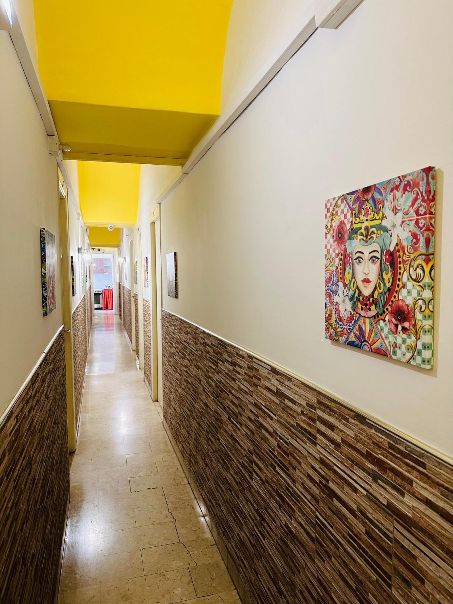 Casa Vittoria Hotel ปาแลร์โม ภายนอก รูปภาพ
